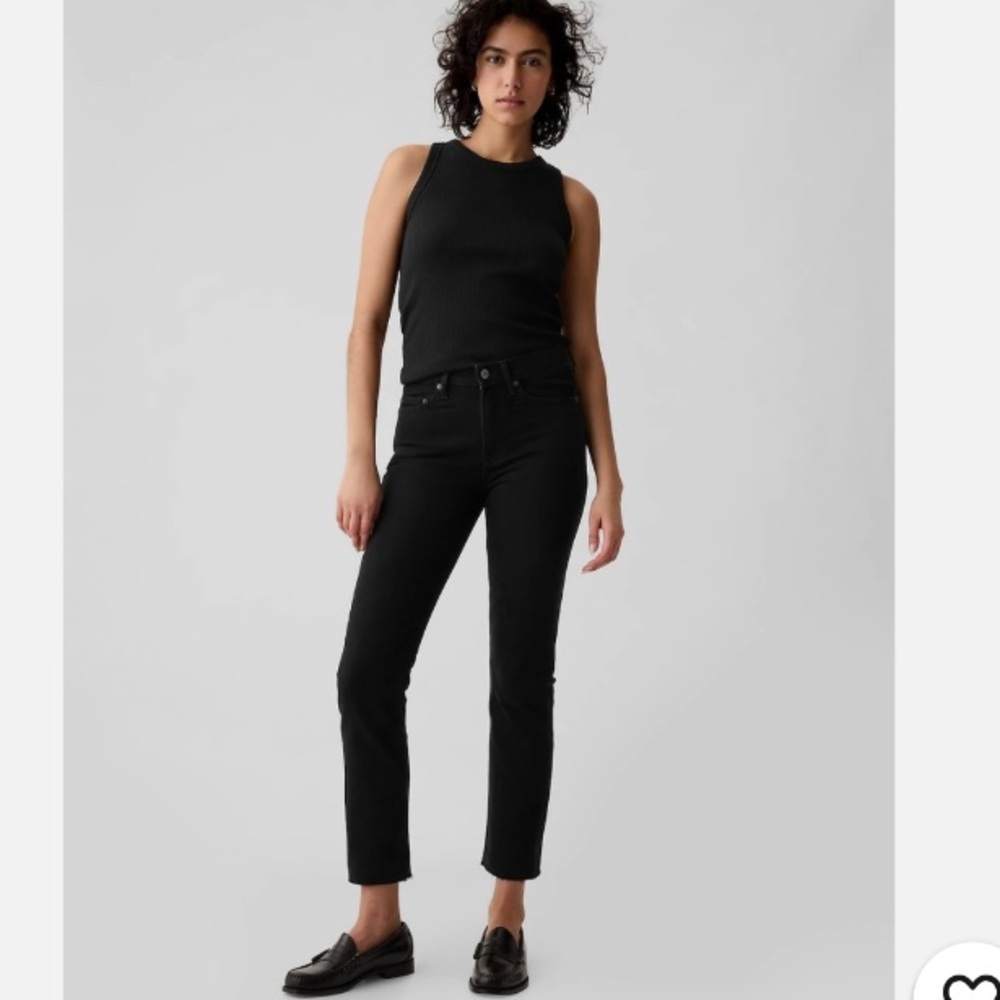 Vintage Slim Mid Rise Black Jeans with Raw Hem 31” inseam